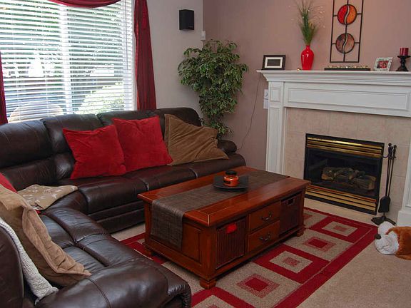 5th image of 3115 NE 170th Pl