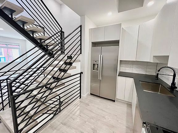 5th image of 1440 N Philip St Unit 1