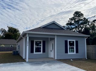 13018 Tracewood Dr, Gulfport, MS 39503