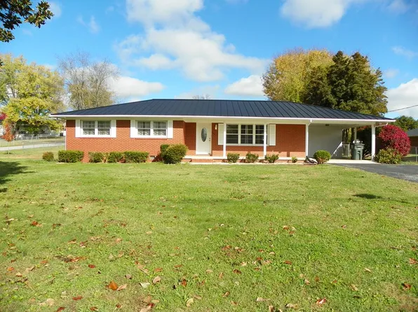 202 Gillen Dr, Sparta, TN 38583