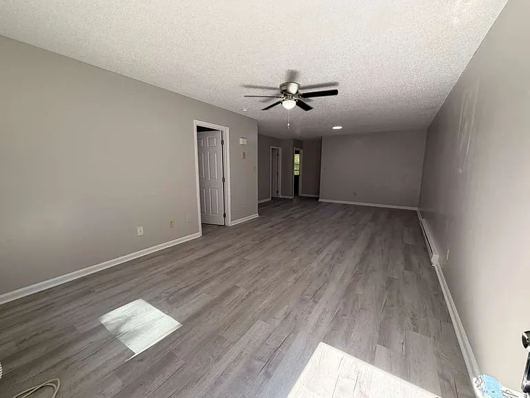 1024 Blair St — Photo 2