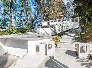 3132 Oakcrest Dr, Los Angeles, CA 90068
