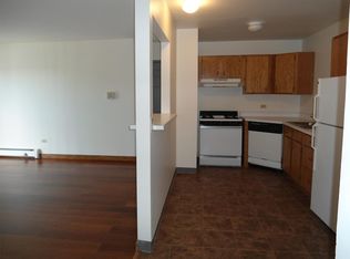 2431 Ingalls Ave #2431-110, Crest Hill, IL 60403