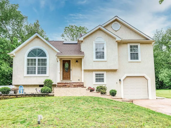 804 Rosetree Dr, Williamstown, NJ 08094