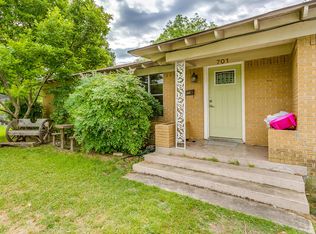 701 Graham St, Cleburne, TX 76033