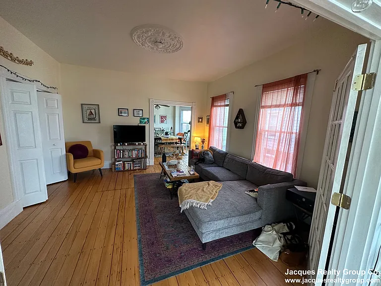 548 Broadway #2 — Photo 11