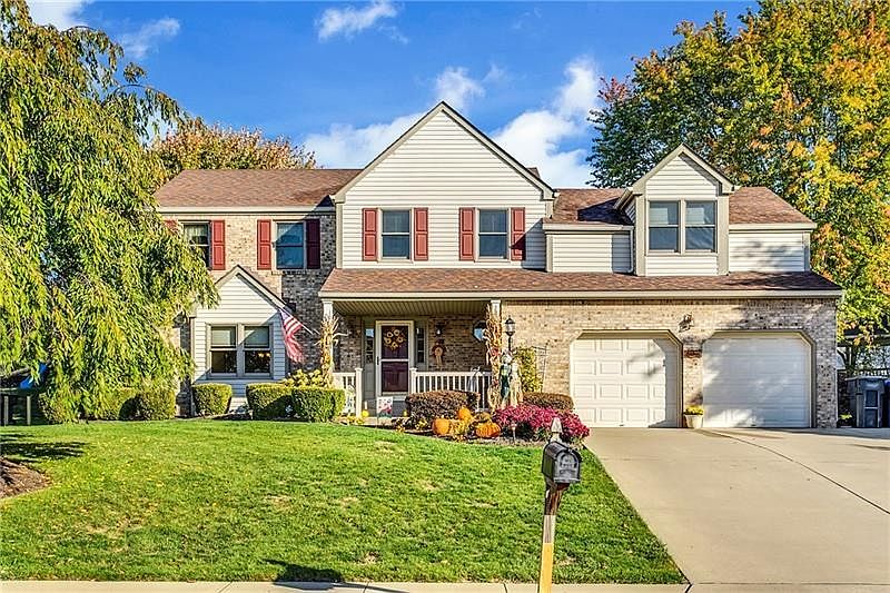 1st image of 207 Meadowbrook Dr