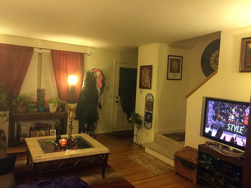 1st image of 1789 Kings Ct #50