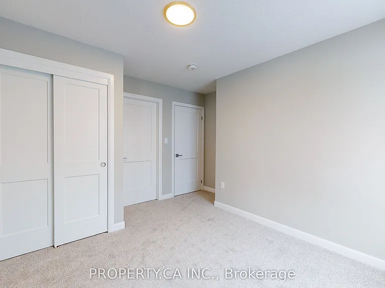 708 Woolwich St #303 — Photo 18