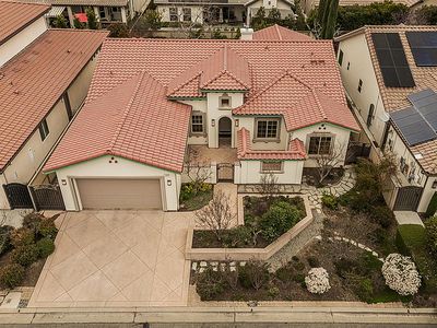 1562 N Empire Ln, Clovis, CA, 93619