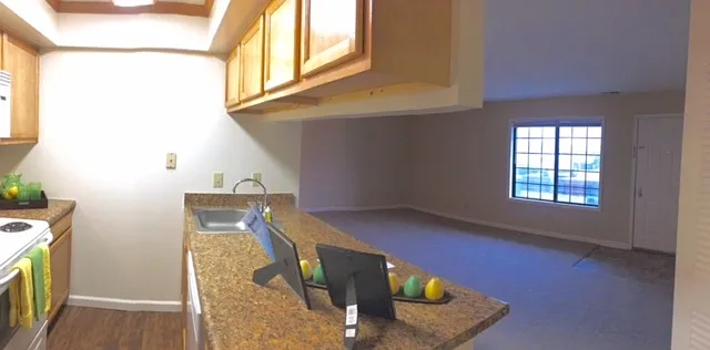 Stone Pointe Village — Photo 38