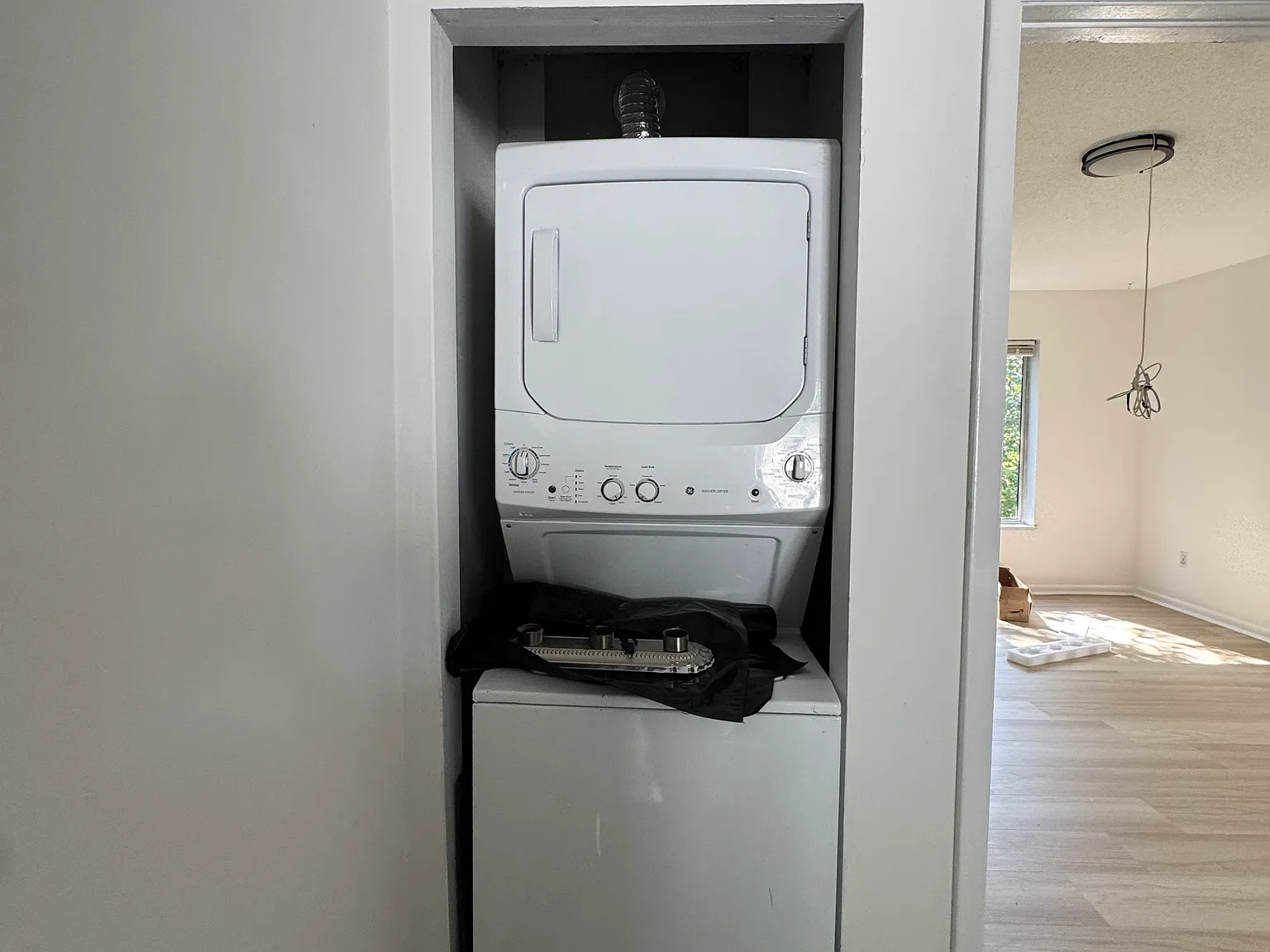 1423 Quinnipiac Ave — Photo 3