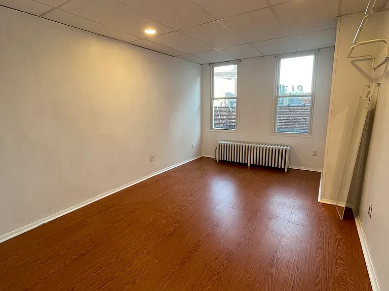 1434 McKean St #2 — Photo 2