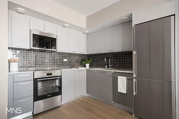 Rented by MNS Marketing | media 24