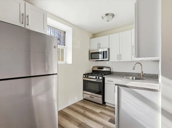 60-11 Broadway image 5 of 12