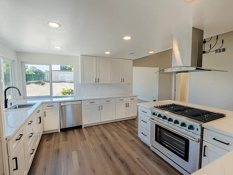 Kitchen and eating area