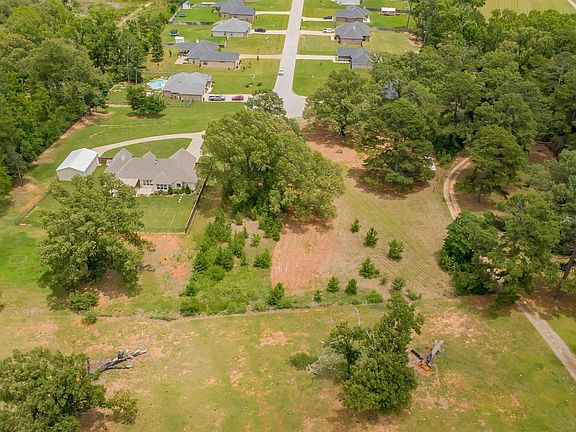 5th image of 18304 Timber Oaks Dr