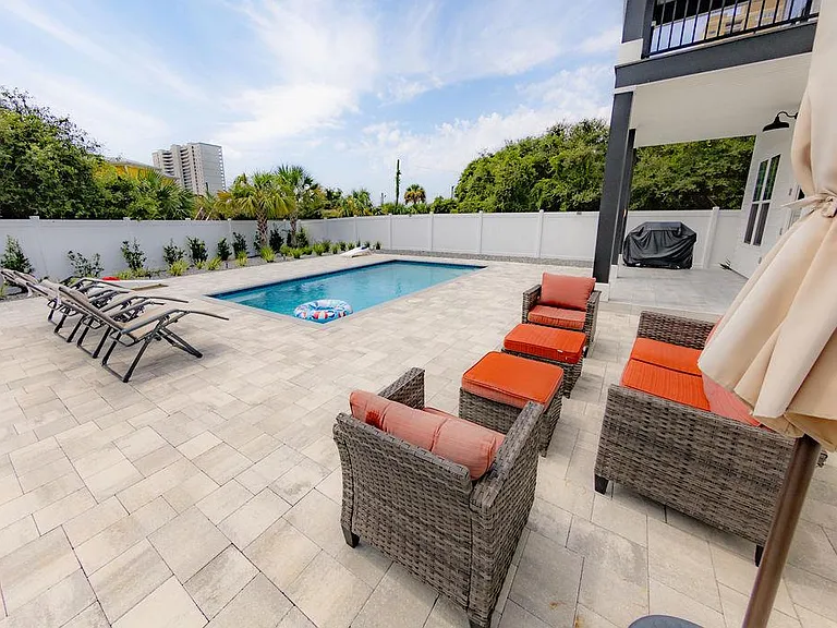 612 W Gulf Blvd — Photo 40
