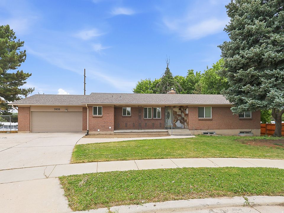 1st image of 3935 S Pharaoh Cir
