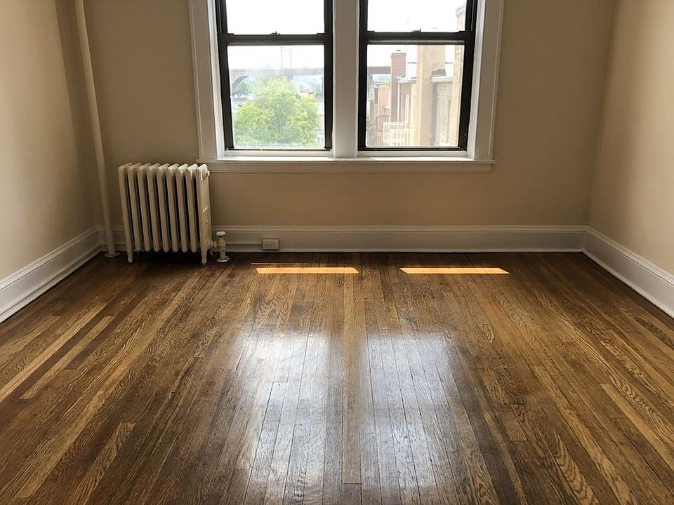 1st image of 2145 28th St APT A3