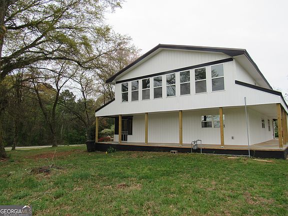 4th image of 8606 Holly Springs Rd