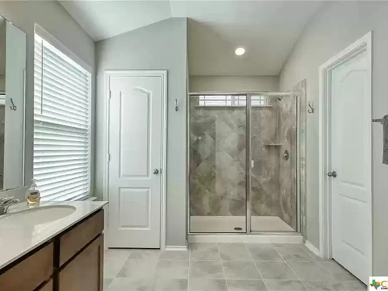 220 Danablu Dr — Photo 15