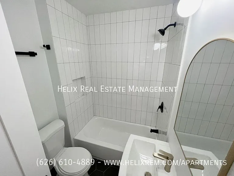 552 S Oakland Ave #4 — Photo 4
