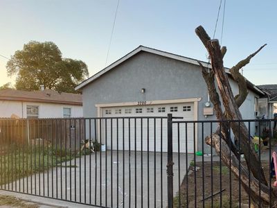 3700 46th Ave, Sacramento, CA, 95824