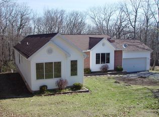 36 Brunswick Dr, Mount Pocono, PA 18344