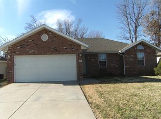 541 S Dexter Ave, Springfield, MO 65802