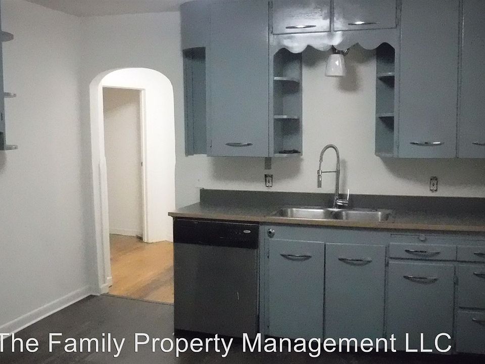 2nd image of 2637 SE 84th Pl