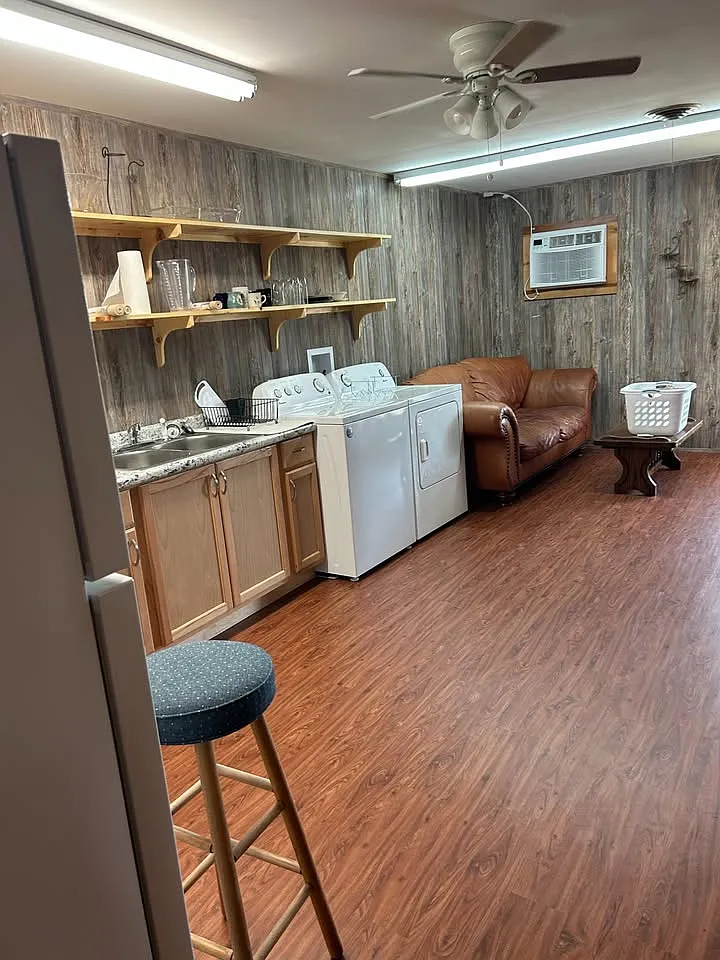 1 bed, 500 sqft, $795 — Photo 2