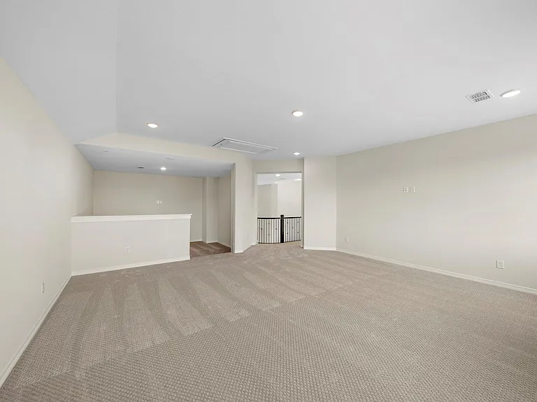 9806 Oakwood Trl — Photo 27