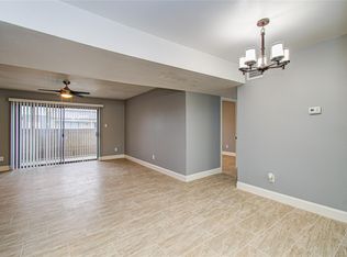 8421 Hearth Dr APT 31, Houston, TX 77054