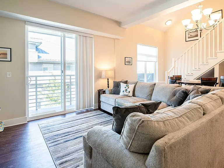 529 Miller Dr #312 — Photo 2