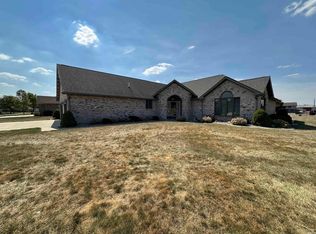 816 Lakeside Dr, Kokomo, IN