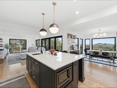 194 Maestro Road, Novato, CA, 94947