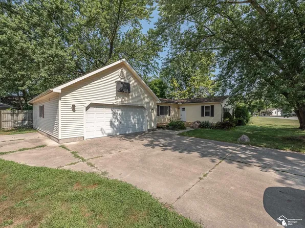 3469 Clairmont St, Monroe, MI 48162