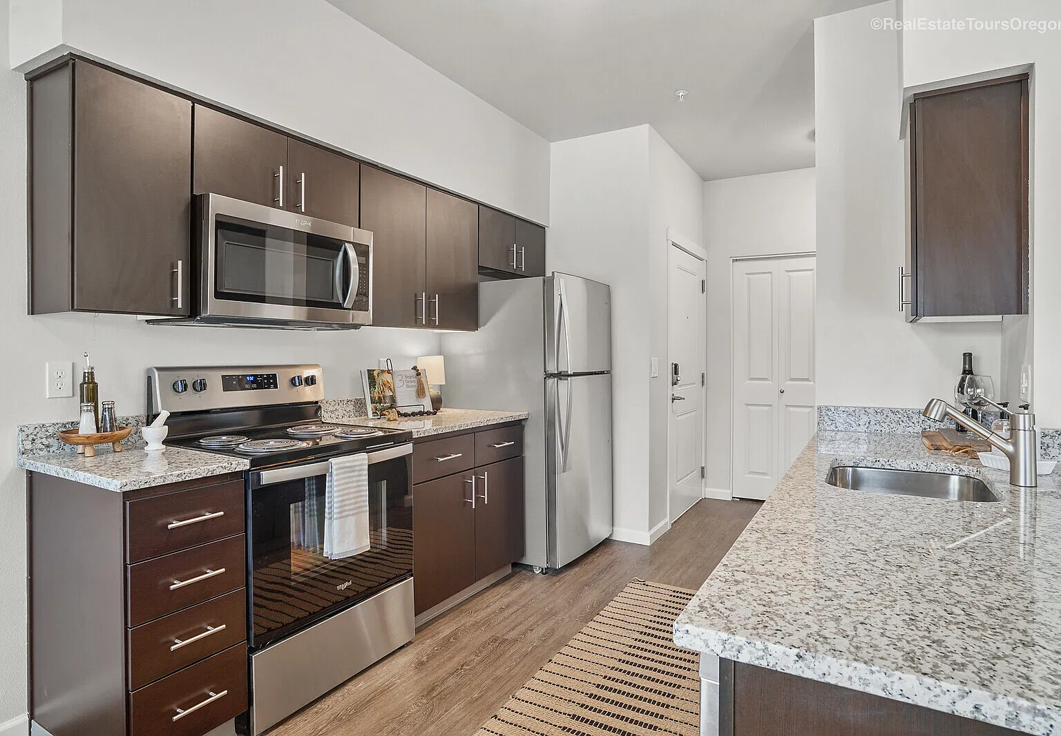 Reserve at Hunters Ridge — Photo 3