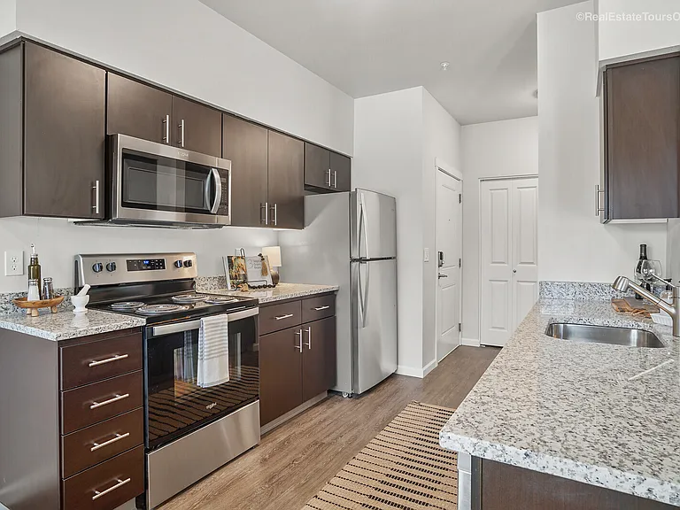 Reserve at Hunters Ridge — Photo 3