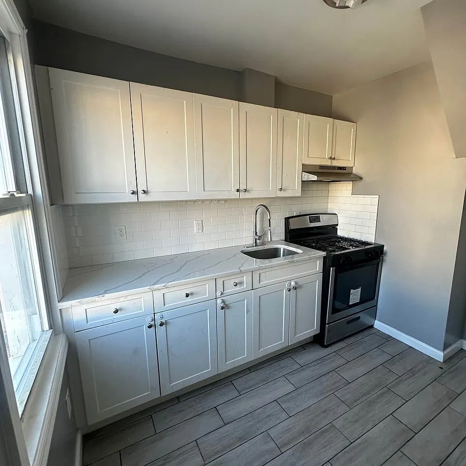 2 bed, 646 sqft, $2,350 — Photo 1