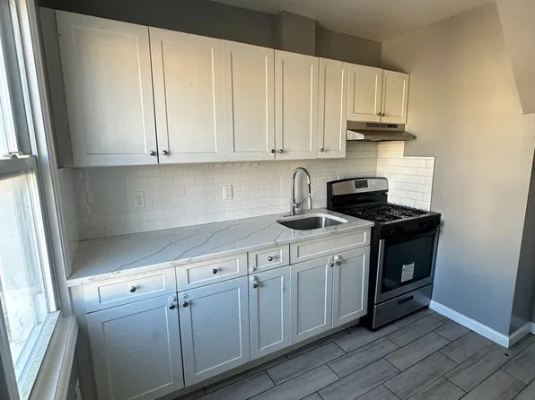 324 Pine St Floor 2, Elizabethport, NJ 07206