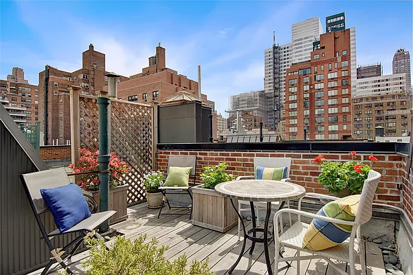 Sold by Douglas Elliman | media 3