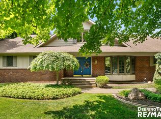 6025 Blythefield Ave NE, Rockford, MI 49341