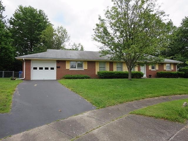 1st image of 428 McKenna Ct