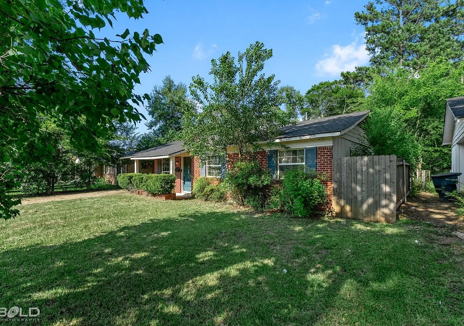 Charming 3 bed/1 bath! — Photo 4