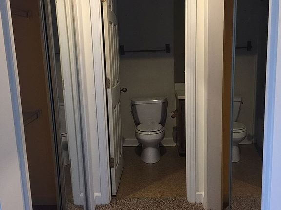 5th image of 1109 W McGee St APT J