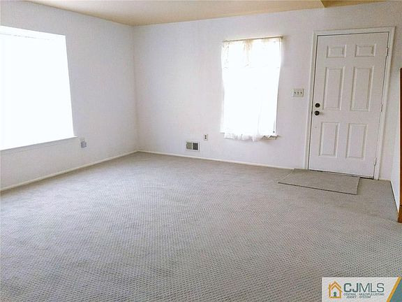 2nd image of 14 Delikat Ln #14