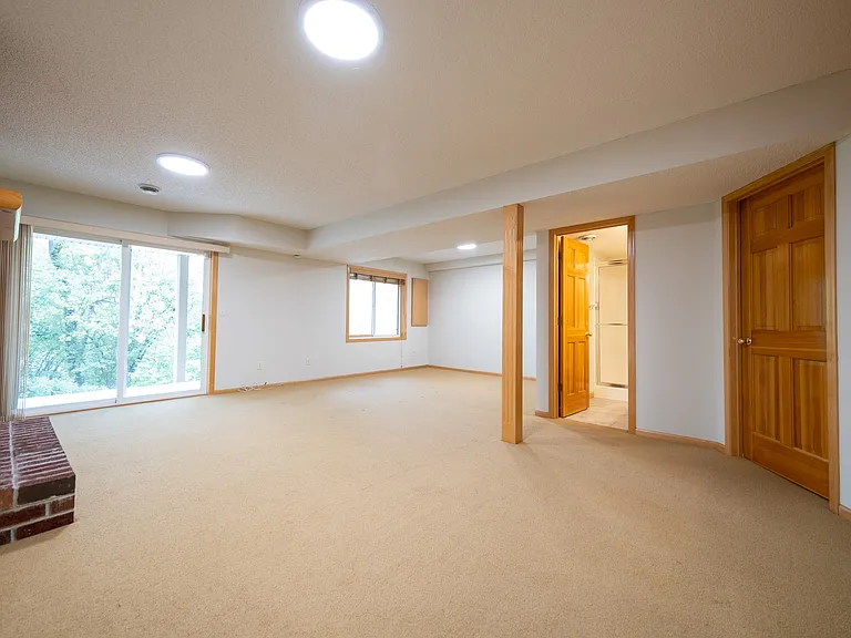 591 Crane Creek Ln — Photo 26
