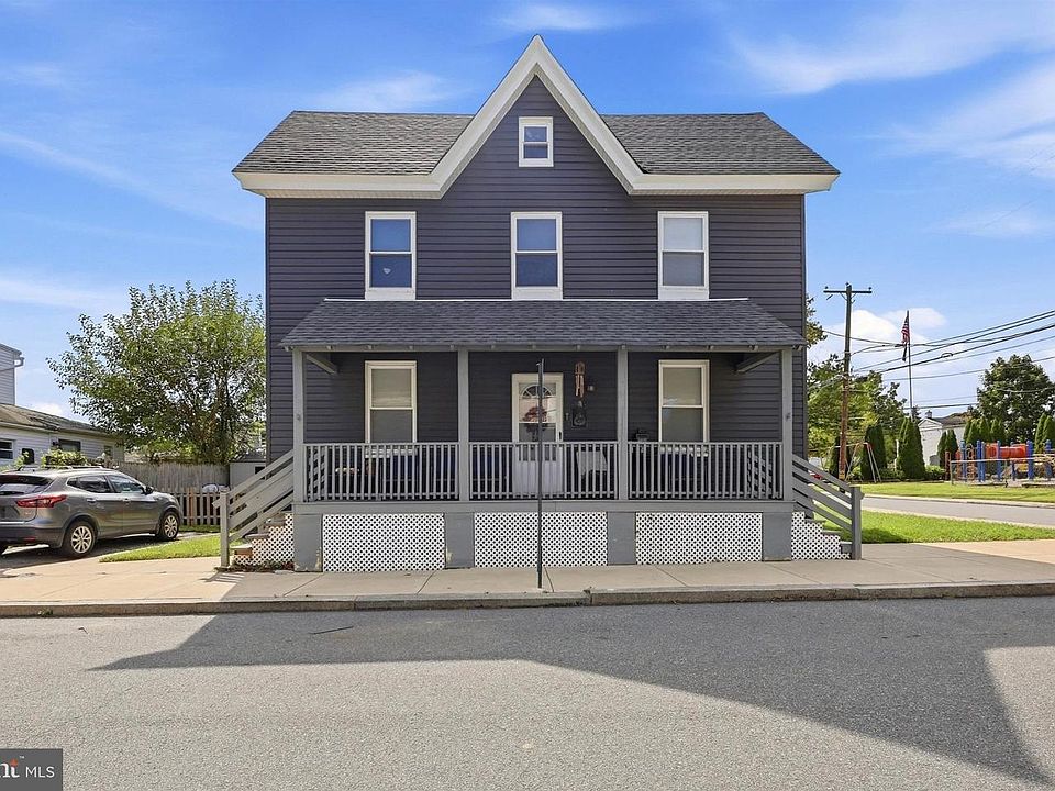1st image of 24 7th St